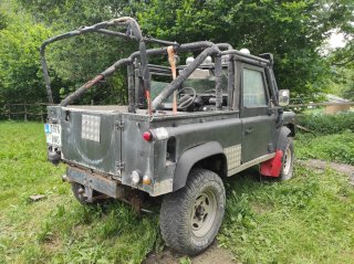 Land Rover Defender 2001
