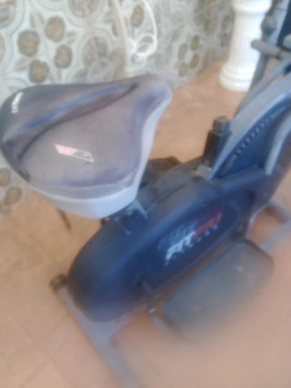 Bicicleta Estática Gimnasio