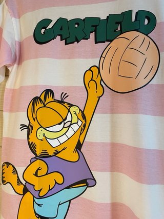 Nueva a estrenar Camiseta Garfield 12 años grande