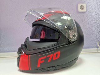 Casco Moto HJC Negro y Rojo,talla M