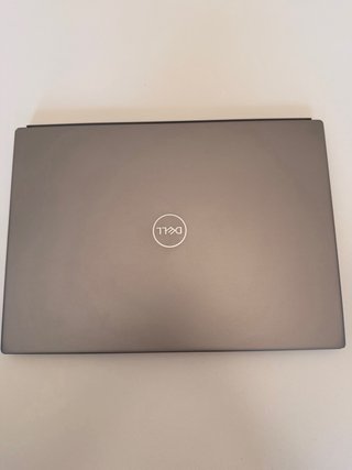 Portátil Dell Vostro 5320, Core i7 12a 13.3”