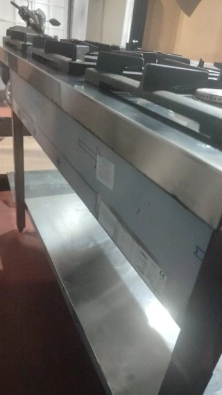 Cocina Industrial 6 Fuegos caselin 2 mano