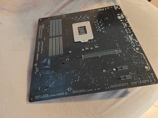 Placa Base Gigabyte B560M DS3H para reparar LGA120