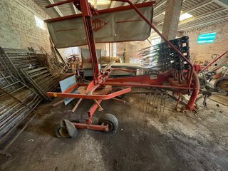 Rastrillo hilerador Kuhn GA 4521Gm