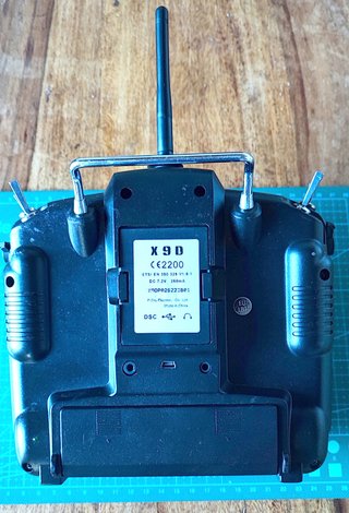 Emisora FrSky Taranis X9D Plus