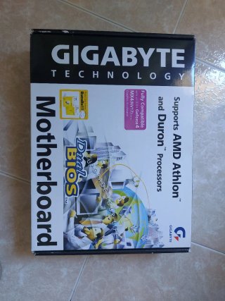 Placa Base Gigabyte GA-7VTXE+