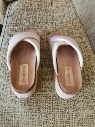 Sandalias plataforma Stradivarius mujer