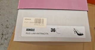 Zapatos de tacón Isais, de Koseri, talla 36.