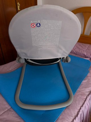Silla bebé mecedora Chicco gris
