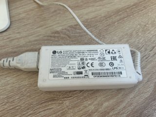 Todo En Uno LG 22v24 4GB RAM
