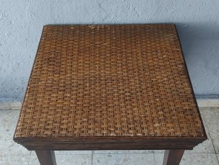 Mesa auxiliar mimbre y madera
