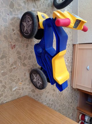 Moto pequeña infantil niño/niña buen estado