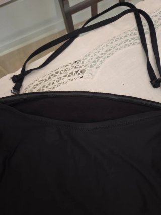 Bañador negro con tirantes extraíbles