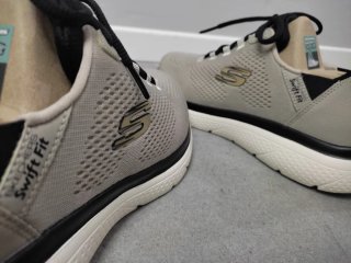 Scarpe uomo Skechers beige/nere