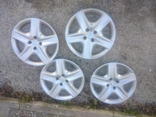 4 Tapacubos Dacia sandero R16
