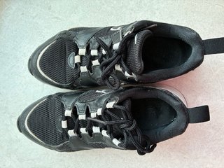 Zapatillas Nike Air Heights Negras Blancas