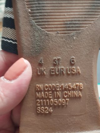 Sandalias Primark tacón bajo rayas