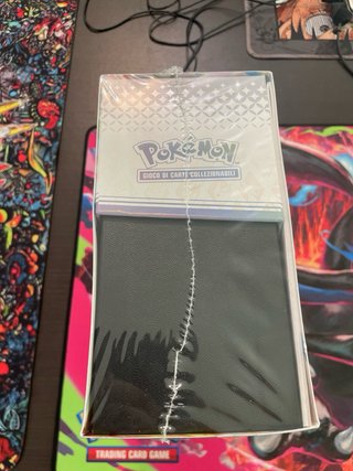 Pokémon ETB Scarlatto & Violetto - Evoluzioni Pris