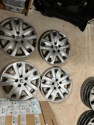 4 Tapacubos Renault 16 5 Agujeros Originales