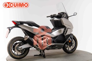 HONDA FORZA 750