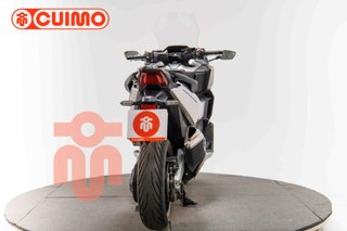 HONDA FORZA 750