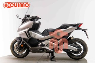 HONDA FORZA 750