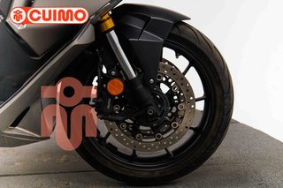 HONDA FORZA 750