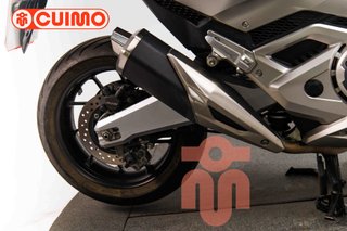 HONDA FORZA 750