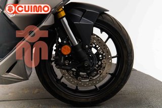 HONDA FORZA 750