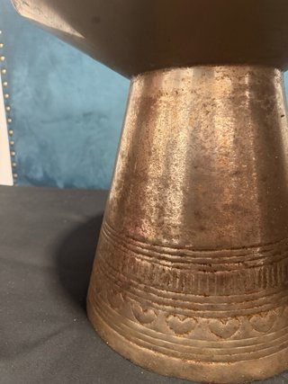 Mesa auxiliar de metal  Zara Home tipo tambor