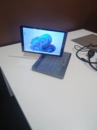 Mini portátil táctil gris nuevo