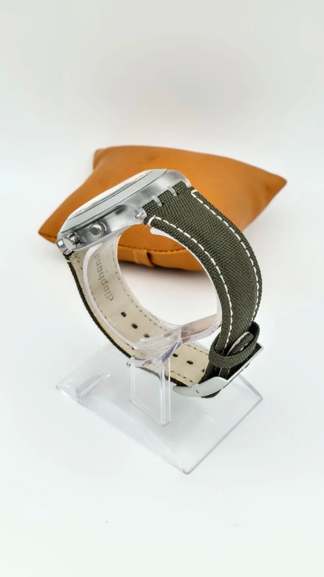 Reloj Swatch Irony Diaphane Cronógrafo