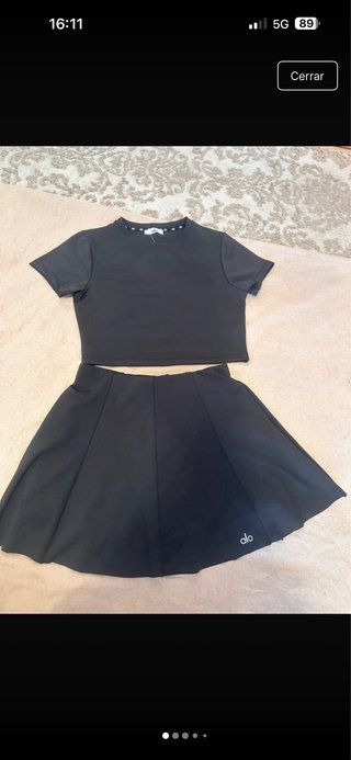 Conjunto deportivo Alo Yoga negro