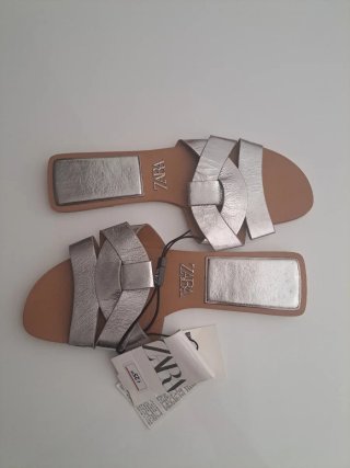 Chanclas Zara Plata Talla 36