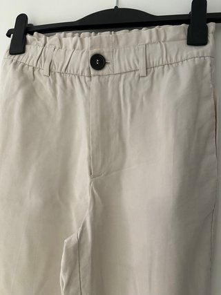 Pantalón de tela beige
