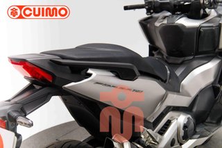 HONDA FORZA 750