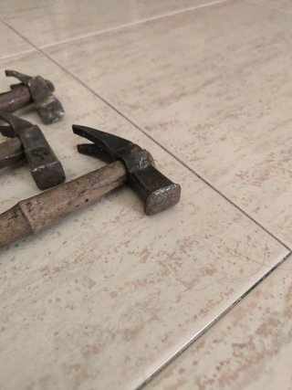 3 Martillos fabricados a mano