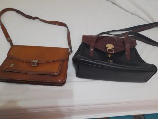 Bolso de piel negro