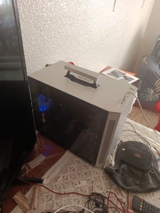 Torre PC Portátil (Maletín)