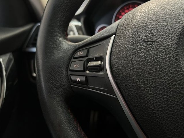 BMW Serie 3 318i Touring (2016)