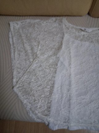 Blusa encaje H&M blanco roto talla M 170 cm