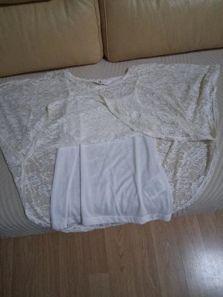 Blusa encaje H&M blanco roto talla M 170 cm