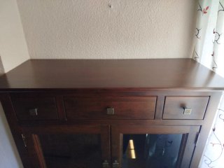 Mueble Comedor de madera y Cristal