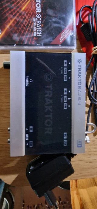 Behringer DDM4000 Mezclador DJ