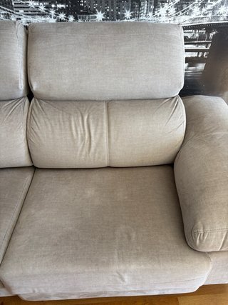 Sofá chaise longue beige tela, se hace sofá cama.