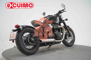 TRIUMPH BONNEVILLE BOBBER