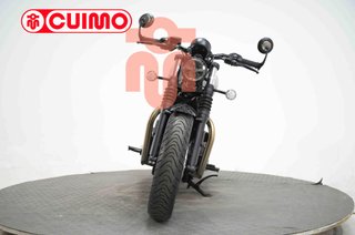TRIUMPH BONNEVILLE BOBBER
