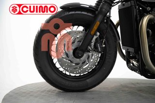 TRIUMPH BONNEVILLE BOBBER