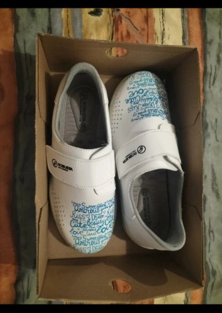Zapatos Sanitarios ROBUSTA Talla 37 Blancos