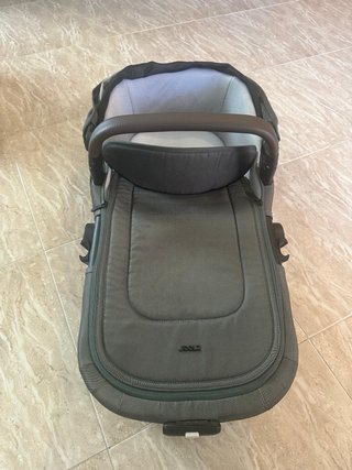 Capazo Joolz Aer+ Verde Oliva con dos fundas